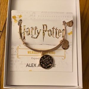 NWT Harry Potter Alex and Ani Bracelet ⚡️